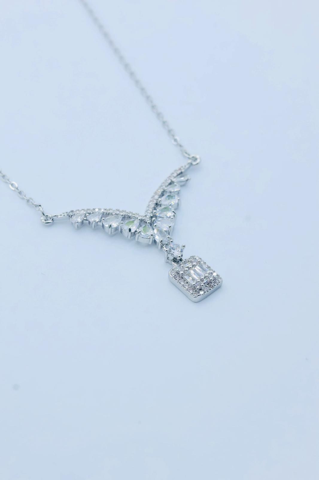 14 AYAR ALTIN KAPLAMA BAĞET KOLYE +SÜPRİZ YANAN AŞK KUTUSU