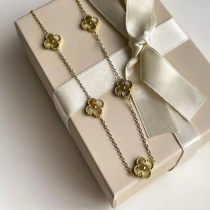 Yonca Kolye [14 Ayar Altın Kaplama]